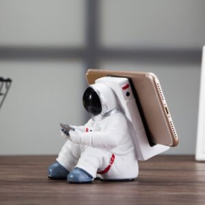 Adorable Astronaut Phone Stand – Cute Spaceman Desk Holder & Creative Gift 25